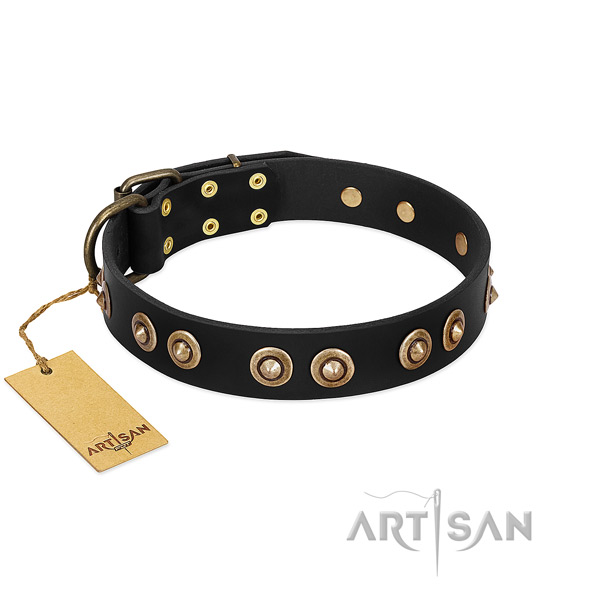 Inimitable natural genuine leather collar for your canine