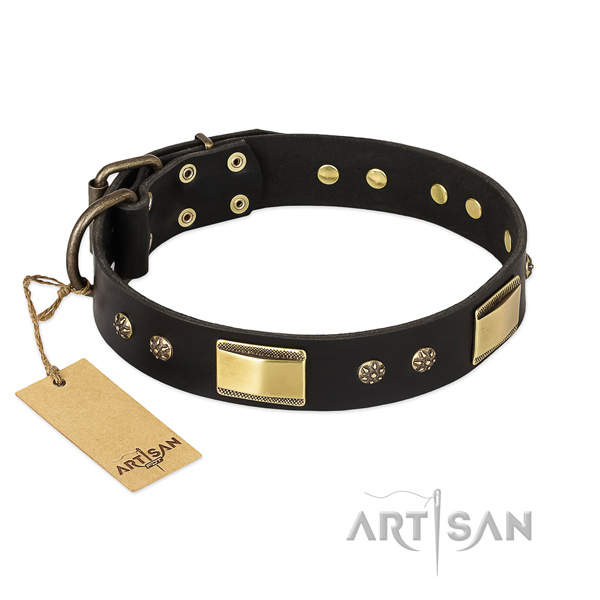 Unusual full grain genuine leather dog collar for comfortable wearing